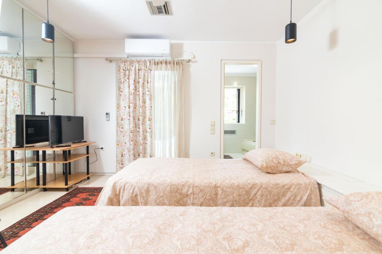 Sunlight House - Palatial Fully Equipped Apartment Near The Sea Atenas Exterior foto